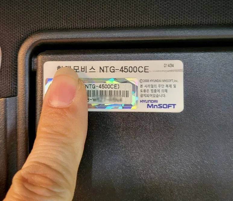벤츠 E220d 안드로이드 올인원, 순정보다 나은 선택일까?