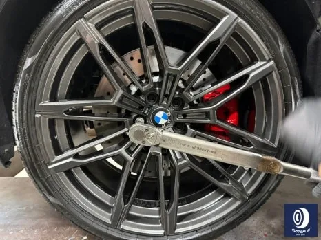 BMW M2 휠복원, 건메탈 도색 전후 차이