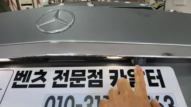 벤츠 E220d 안드로이드 올인원, 순정보다 나은 선택일까?