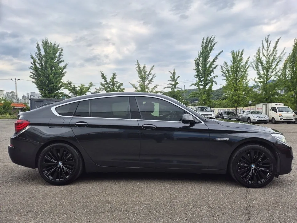 BMW 5GT 휠복원, 유광 블랙 도색 후기