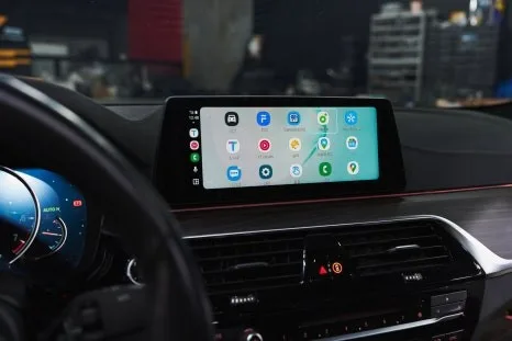 BMW G30 안드로이드 올인원, 잘못 설치하면 재시공 비용 2배