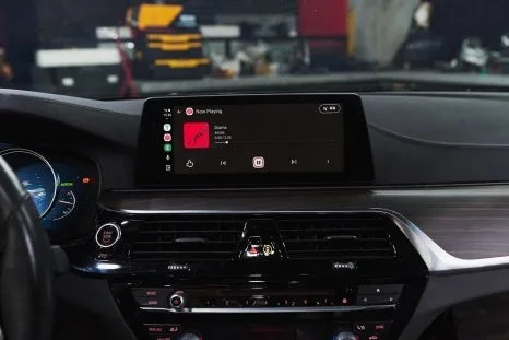 BMW G30 안드로이드 올인원, 잘못 설치하면 재시공 비용 2배