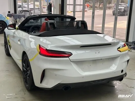 BMW Z4 랩핑, 쌍파울루 옐로우로 분위기 반전 시공 사진