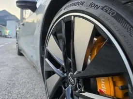 아우디 e-tron GT 휠복원, 비용과 결과 차이