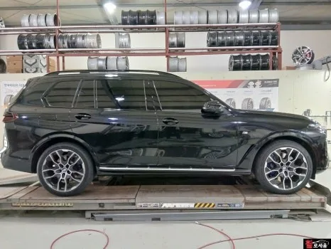 BMW X7 휠도색, 유광블랙 변신 전후 차이