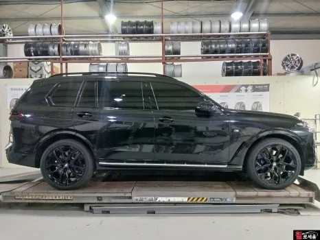 BMW X7 휠도색, 유광블랙 변신 전후 차이