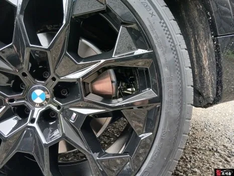 BMW X7 휠도색, 유광블랙 변신 전후 차이