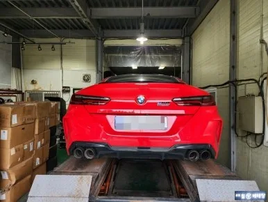 BMW M8 휠 복원, 골드 브론즈 색상 완벽 재현