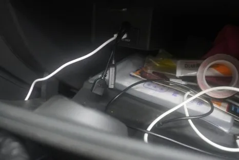 피아트 500C 안드로이드 올인원, 순정 모니터 고장 시 대안은?