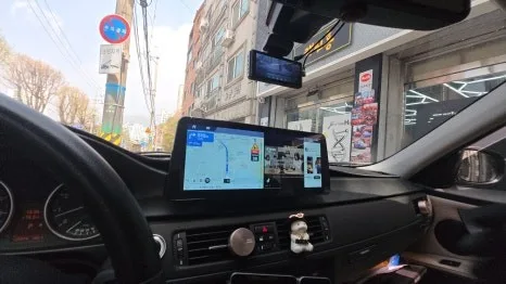 BMW 3시리즈 안드로이드 올인원, 타공 설치 전후 비교