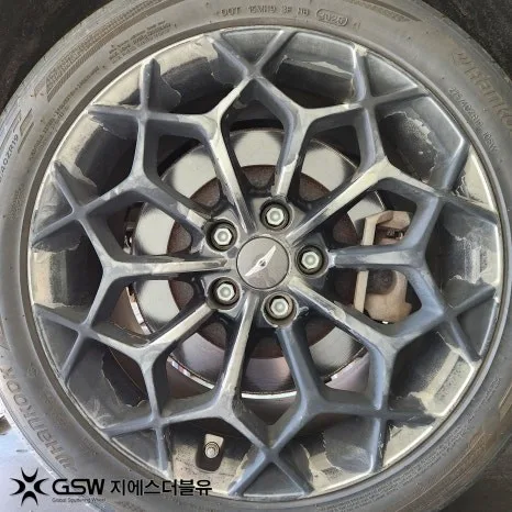 서구 휠복원 비용, 뭐가 가격을 가르나