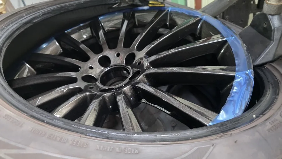 벤츠 S450 휠복원, 검메탈 색상 변경 기준은?