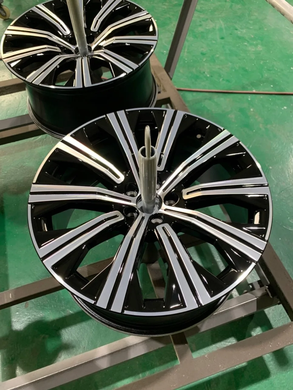 볼보 XC90 휠복원, 스크래치 어떻게 해결할까?
