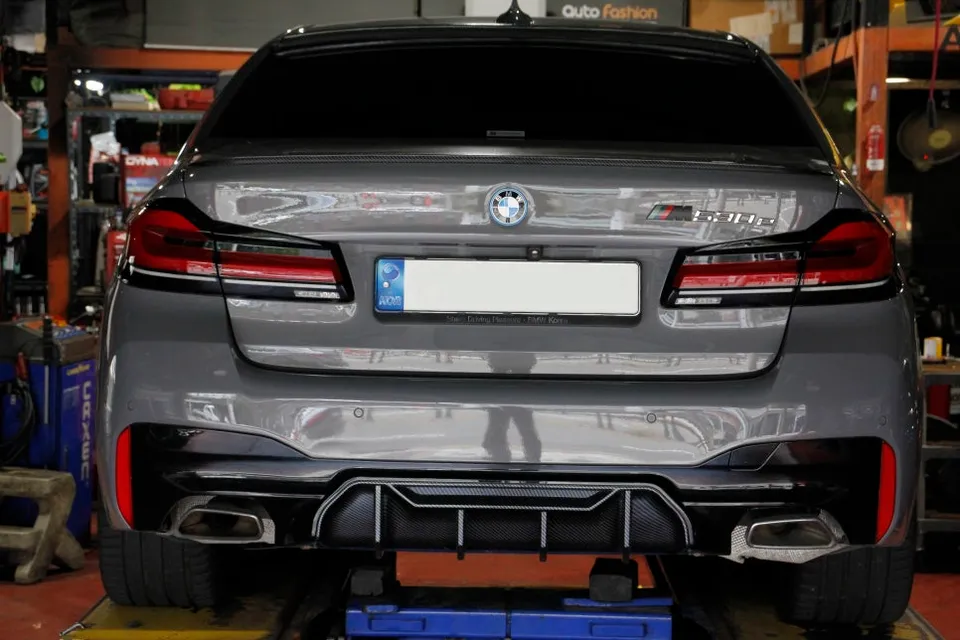 BMW 5 Series wheel repair - BMW 5 Series Wheel Repair & Painting Review photo 2