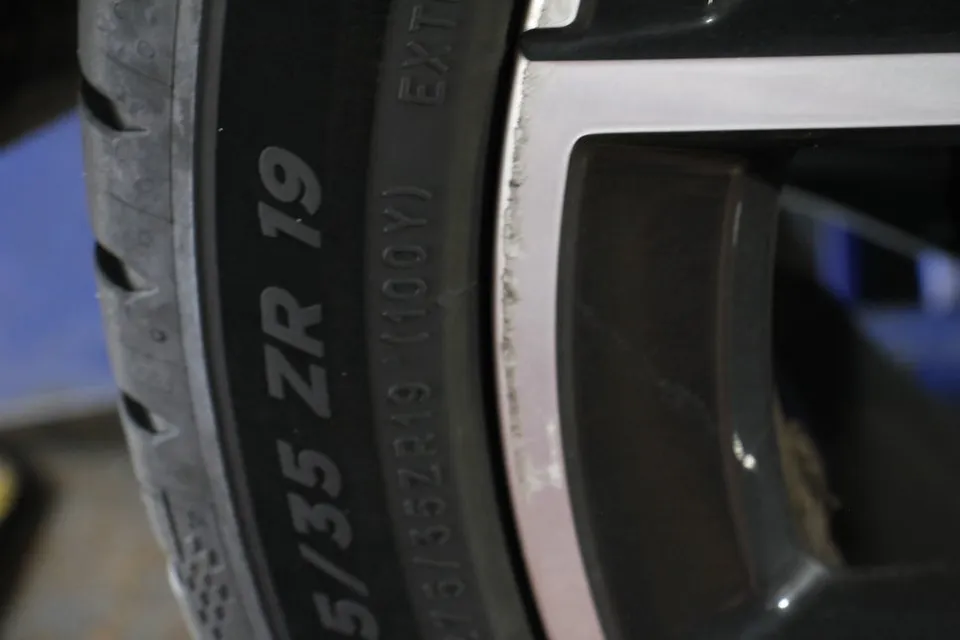 BMW 5 Series wheel repair - BMW 5 Series Wheel Repair & Painting Review photo 4