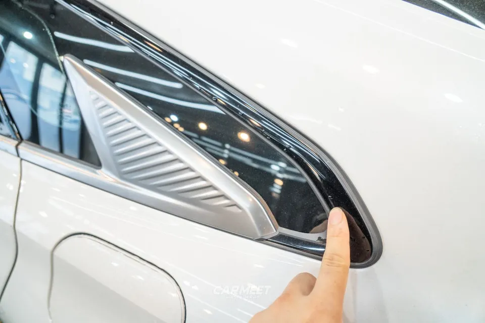 Kia K8のガラスコーティング事例｜費用目安と仕上がり 施工写真 3-2