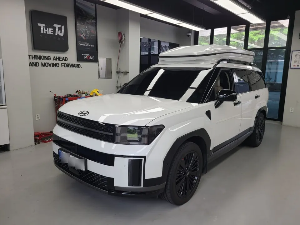 Hyundai Santa Fe body kit installation result