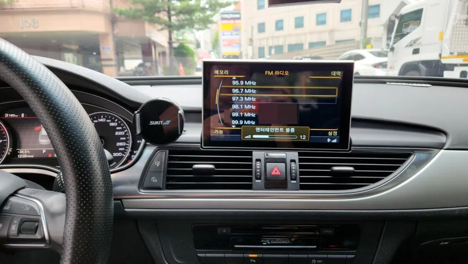 Audi A6のカーラッピング事例｜費用目安・仕上がり 施工写真 2-2