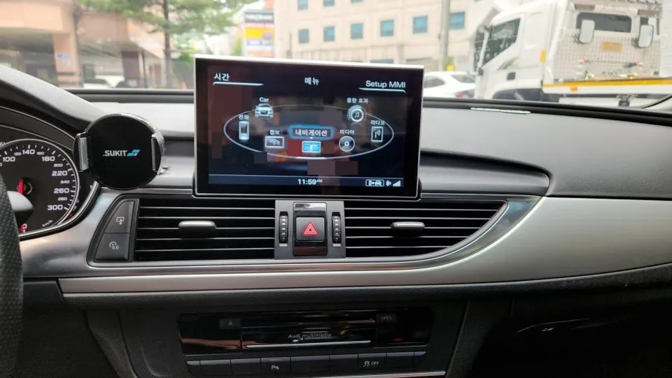 Audi A6のカーラッピング事例｜費用目安・仕上がり 施工写真 3-2