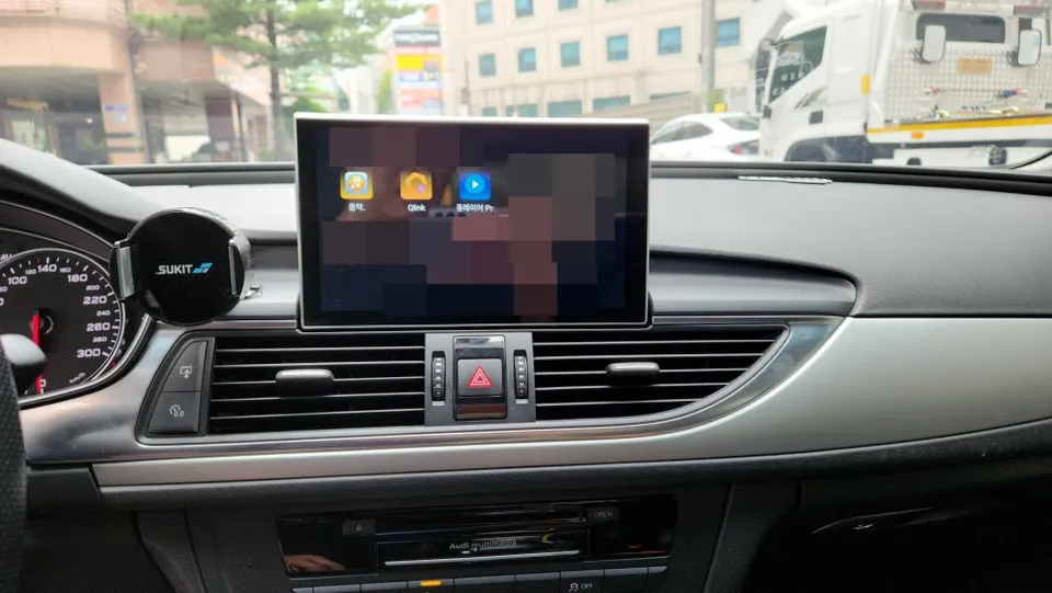 Audi A6のカーラッピング事例｜費用目安・仕上がり 施工写真 3-3