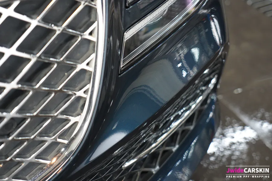 Genesis G80 PPF施工事例：費用目安と仕上がり 施工写真 2-3
