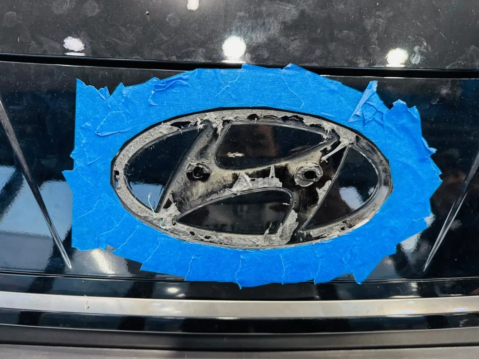 Hyundai Elantraのカーラッピング事例｜費用目安・仕上がり 施工写真 2-2