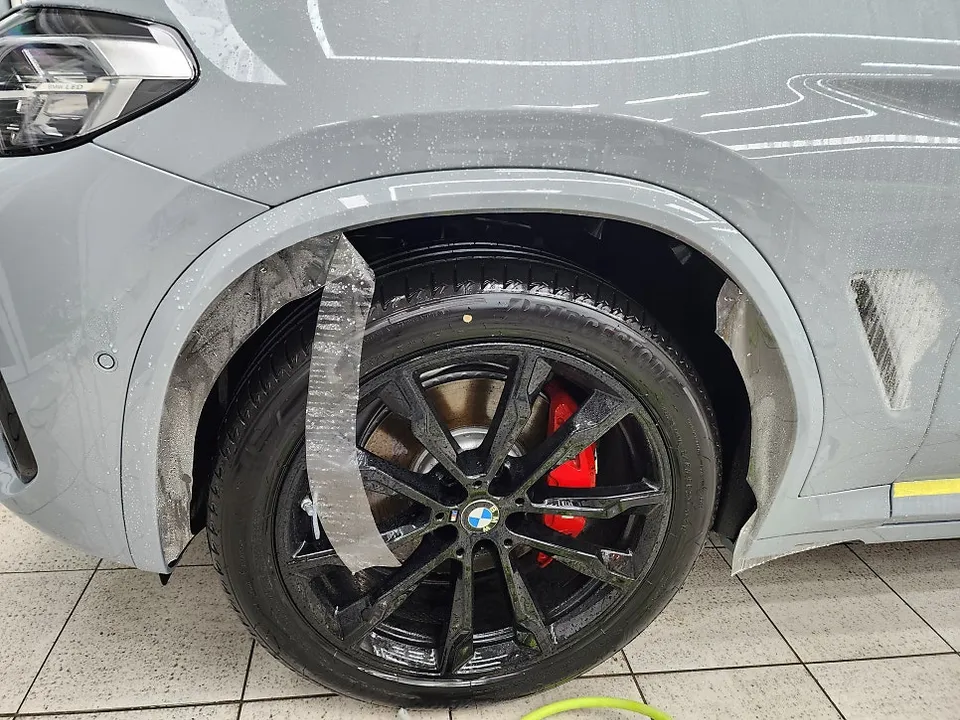 BMW X6のPPF施工事例｜STEKダイノシールドで保護 施工写真 1-3