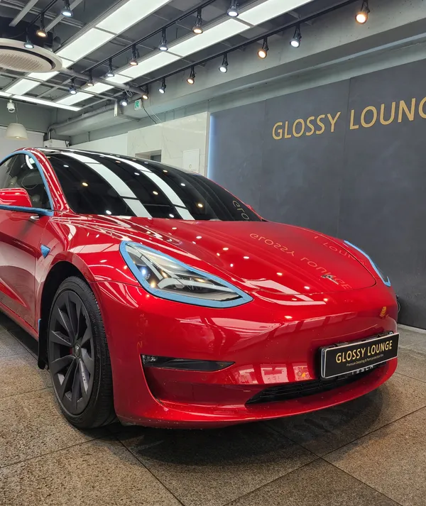 Tesla Model 3のガラスコーティング事例｜韓国での施工例 施工写真 2-1