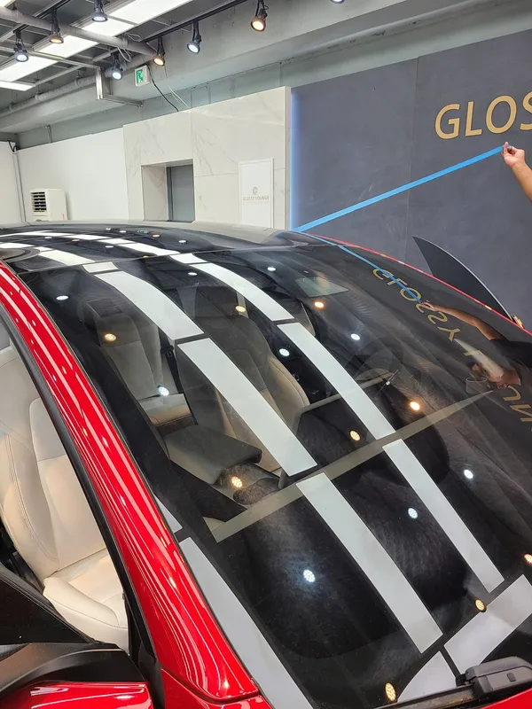 Tesla Model 3のガラスコーティング事例｜韓国での施工例 施工写真 2-2
