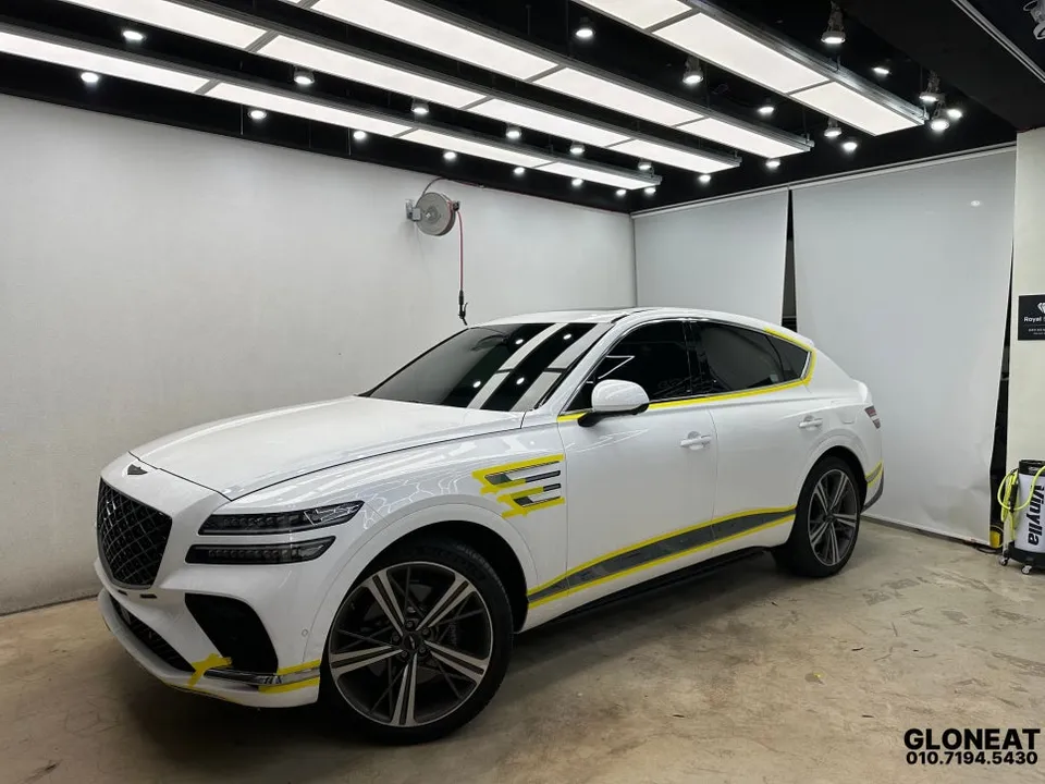 Genesis GV80 Coupeのカーラッピング事例|費用目安・仕上がり 施工写真 3-3