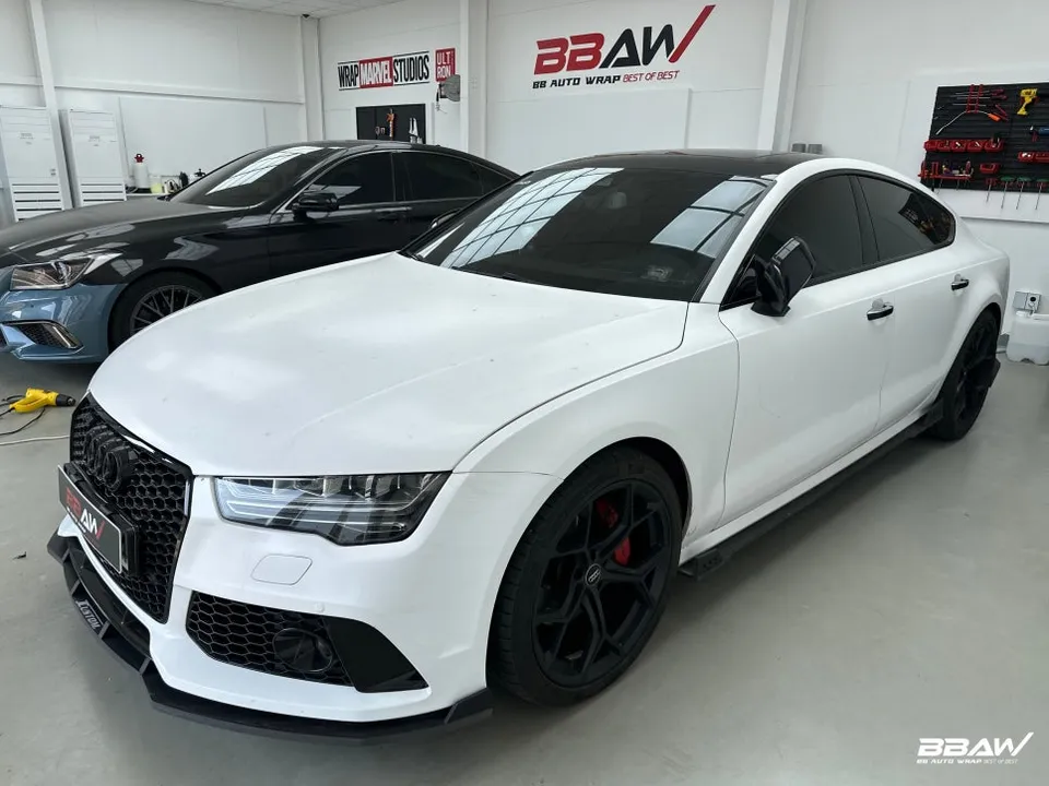Audi A7 PPF施工事例｜スモークカラーで高級感アップ 施工写真 1-1