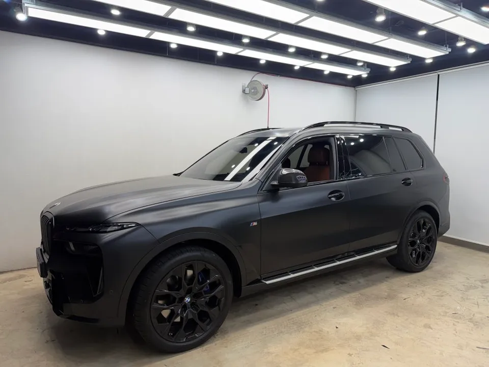 BMW X7 oem options installation result