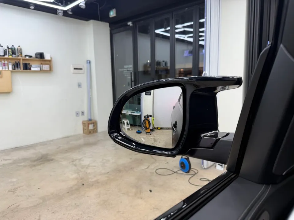 BMW X7 oem options - BMW X7 Factory Option Retrofit Review photo 3