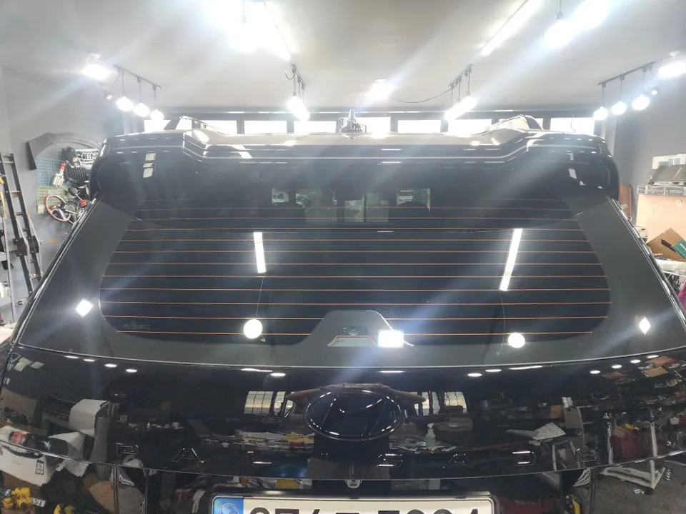 Hyundai Palisadeのカーラッピング事例 施工写真 2-2