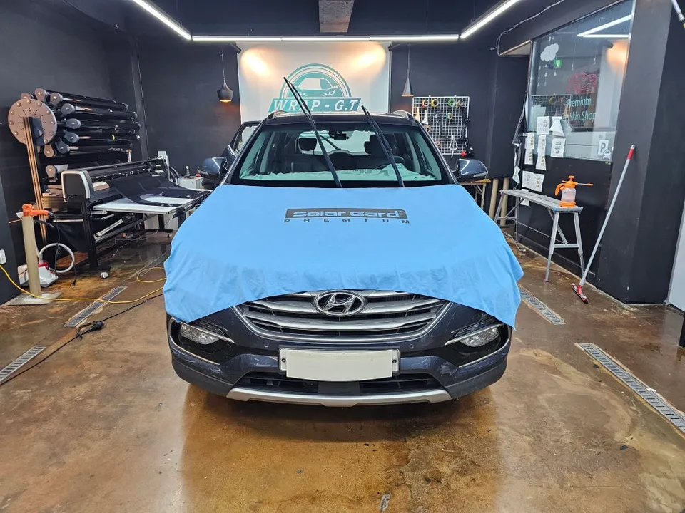 Hyundai Santa Fe DMのカーフィルム施工事例｜費用目安・仕上がり 施工写真 2-1