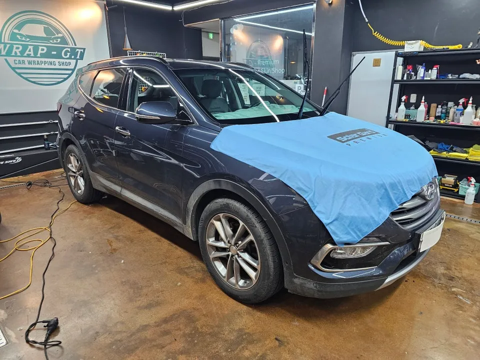Hyundai Santa Fe DMのカーフィルム施工事例｜費用目安・仕上がり 施工写真 1-2