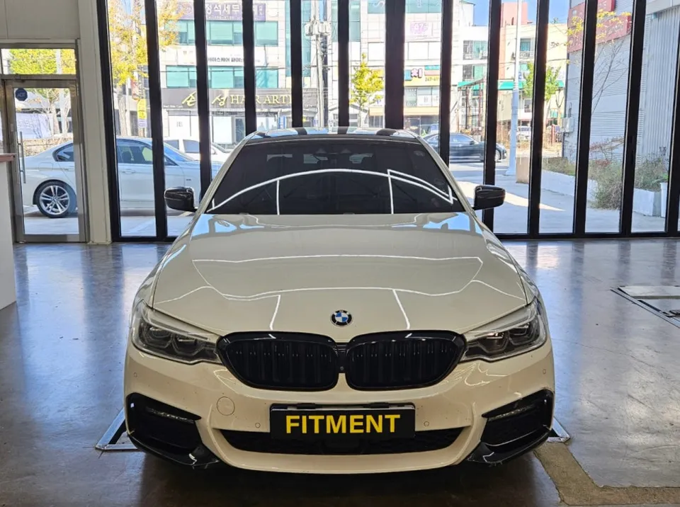 BMW 5 Series G30 body kit installation result