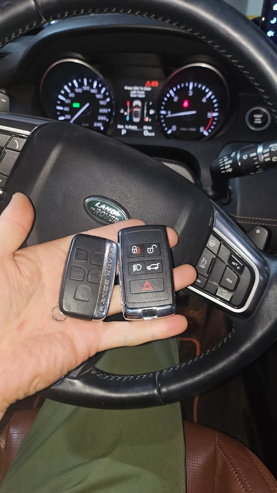 Land Rover Discovery Sport oem options installation result