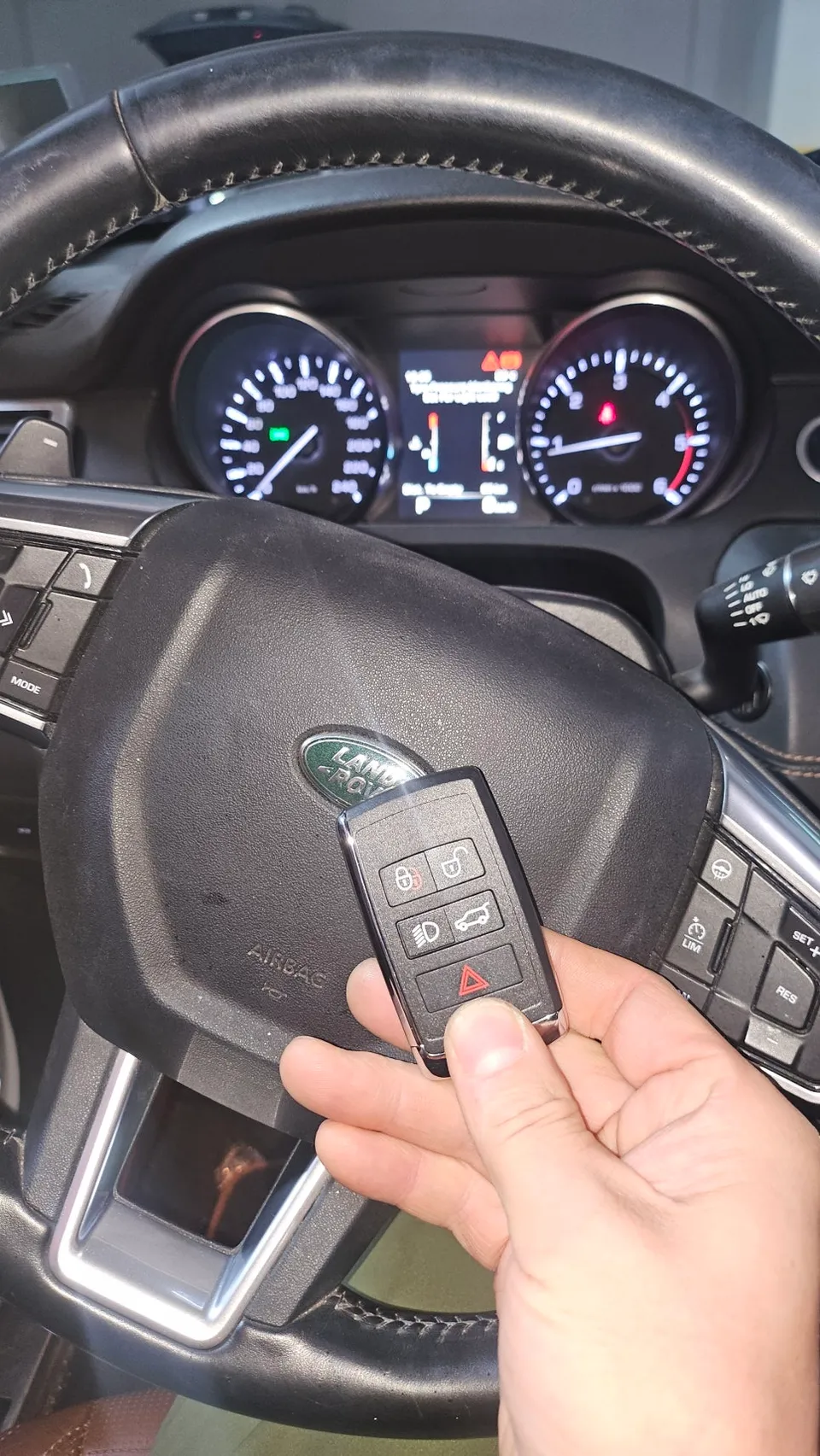 Land Rover Discovery Sport oem options - Land Rover Discovery Sport OEM Options Review photo 3