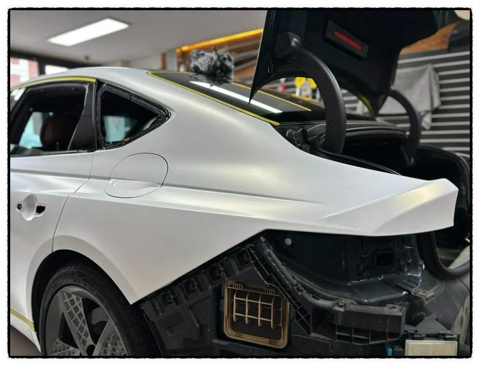 Genesis G80のカーラッピング事例｜費用目安・仕上がり 施工写真 2-3
