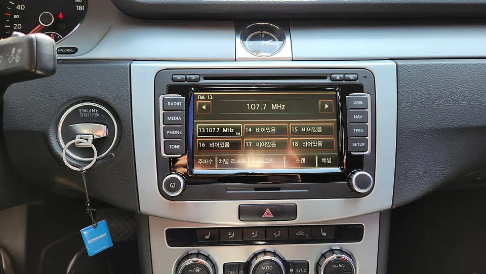 Volkswagen CC dash cam - Volkswagen CC Dash Cam Installation Review photo 3