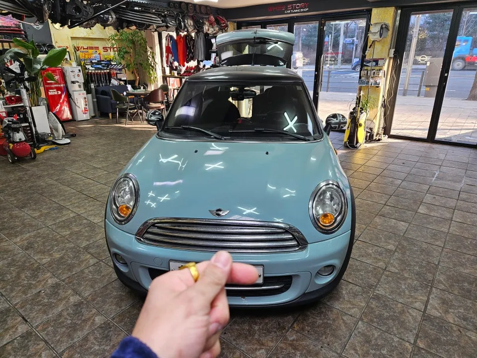 BMW MINI Cooper body repair installation result