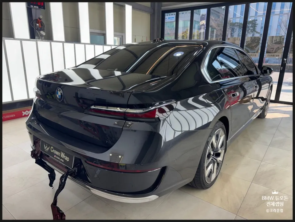 BMW 7 SeriesのPPF施工事例|費用目安と仕上がり 施工写真 2-3