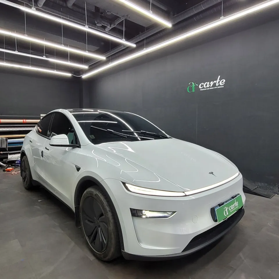 Tesla Model YのPPF施工事例|費用目安と仕上がり 施工写真 2-1