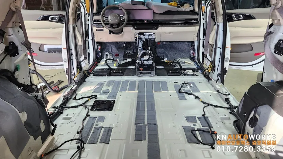 Kia Carnival KA4 soundproofing - Kia Carnival KA4 Soundproofing Review: Cost & Results photo 3