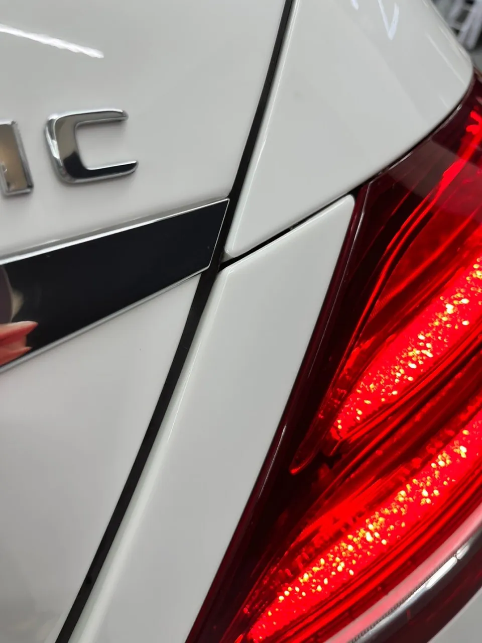 Mercedes-Benz Eクラス W213 PPF施工事例｜費用目安・仕上がり 施工写真 3-3