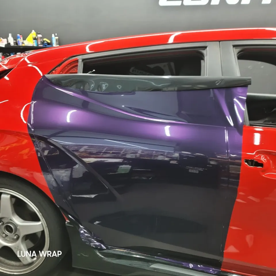 Hyundai Veloster Nのカーラッピング事例｜ミッドナイトパープル 施工写真 2-3