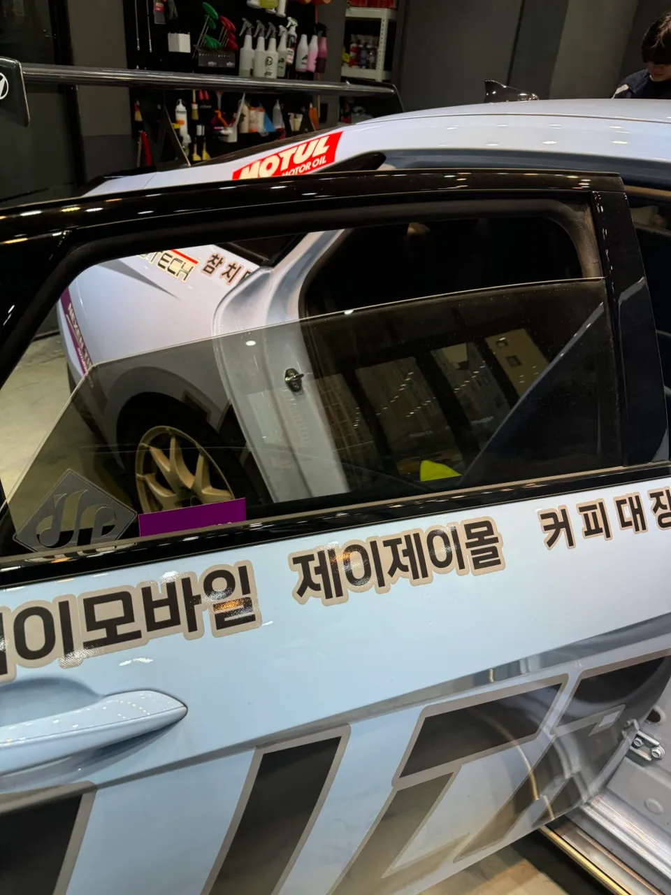 Hyundai Elantra Nのカーフィルム施工事例｜費用目安・仕上がり 施工写真 4