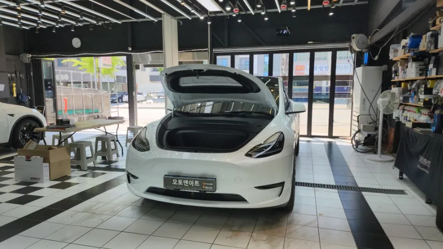 Tesla Model Y ghost door - Tesla Model Y Ghost Door Review — Enhanced Access photo 4