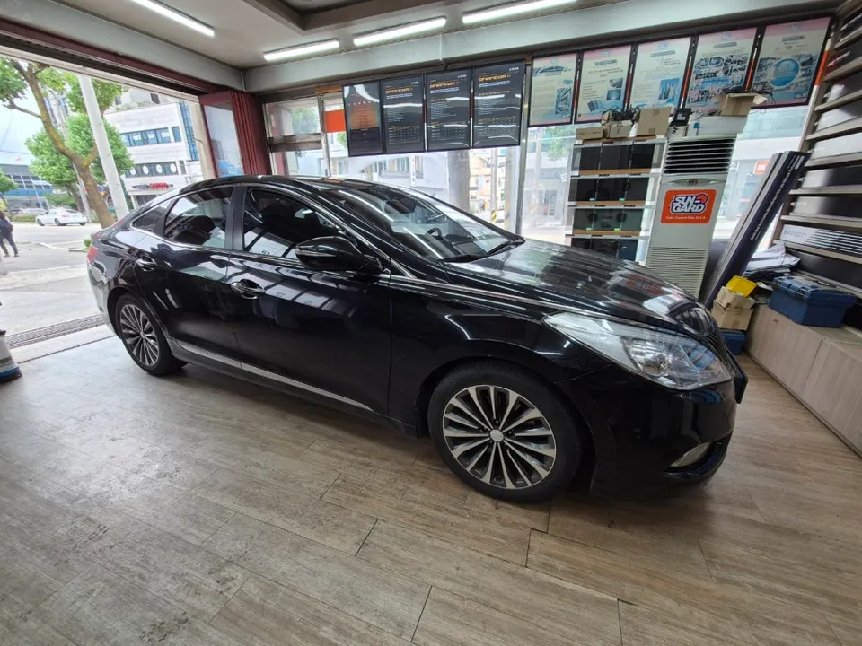 Hyundai Azera window tinting - Hyundai Azera Window Tinting Review: Cost & Heat Rejection photo 3